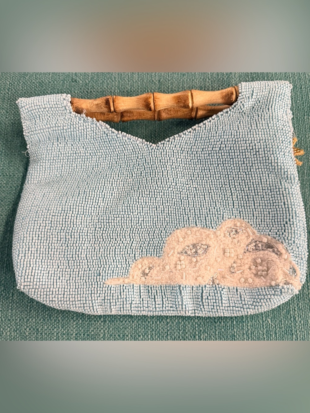 NWT VIRAL BEADED CLOUD CLUTCH HANDBAG, BABY BLUE - Picture 3 of 7